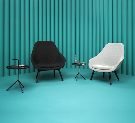 Chine Chaise longue de foin de tissu avec les jambes en bois, basse chaise longue de meubles modernes fournisseur