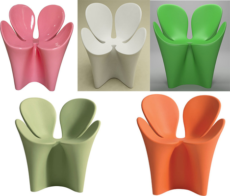 Chine Forme de fleur de chaise de bras de fibre de verre de trèfle de Ron Arad adaptée aux besoins du client pour le salon fournisseur