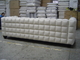 Sofa moderne de cuir de 3 Seater, sofa de grille de jambes en bois solide 228 * 88 * 79cm fournisseur